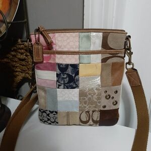 COACH 2005 Rare Pink/Blue/Gold Patchwork Swingpack Crossbody